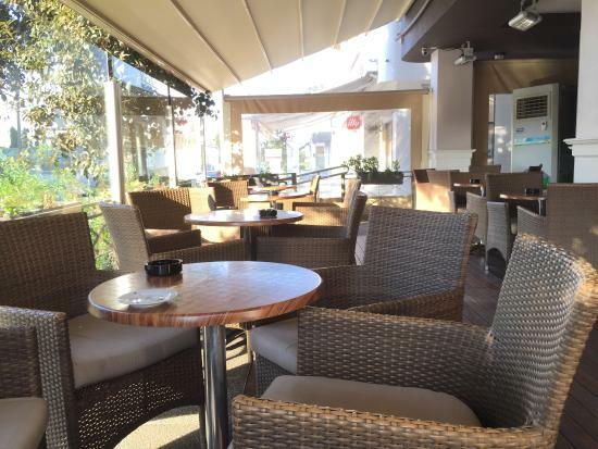 Second Cup Acropolis